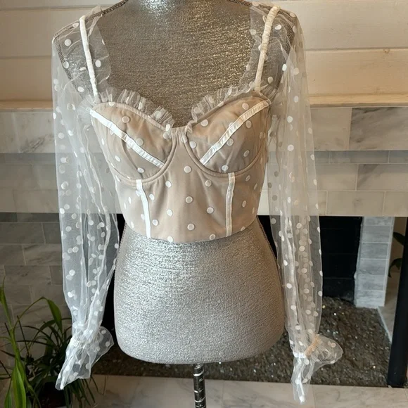 Runaway The Label Chloe White Spot Crop Top Size Medium NWTi - Picture 5 of 15